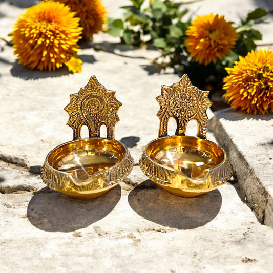 Shankh- Chakra Brass Diya